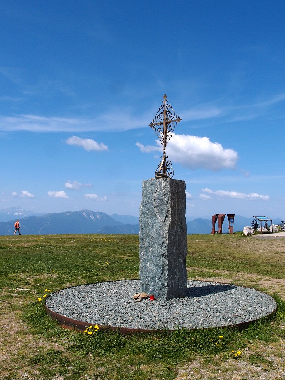 img00009.jpg